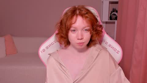 honeyautumn online show from 01/12/25, 03:39