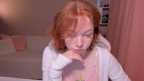 honeyautumn online show from 03/08/25, 12:33