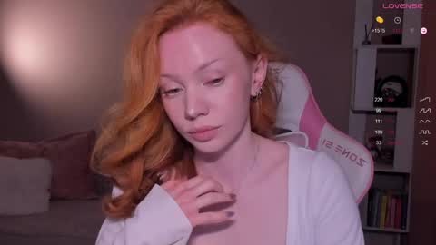 honeyautumn online show from 04/25/26, 10:07