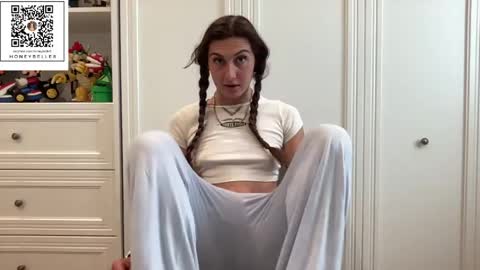 belle brunette online show from 05/28/26, 02:47