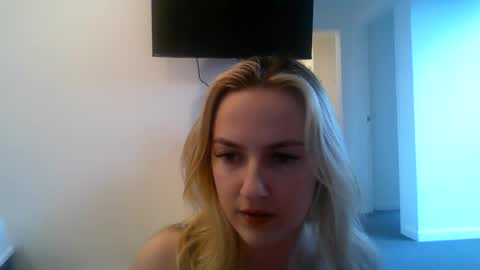 Snapshot of honeyblakex chatting on 08/05/26, 03:09 honeyblakex online show from 08/05/26, 03:09