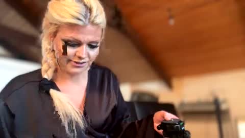 Snapshot of honeybuhnny chatting on 02/27/26, 02:00 honeybuhnny online show from 02/27/26, 02:00