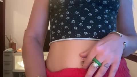 honeybun_z online show from 12/19/25, 06:15