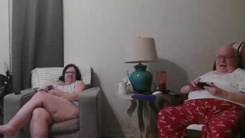 Honey online show from 01/31/25, 11:56