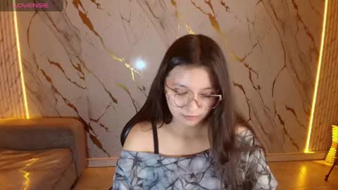 Snapshot of honeydoll_tf chatting on 05/25/26, 12:55 honeydoll_tf online show from 05/25/26, 12:55