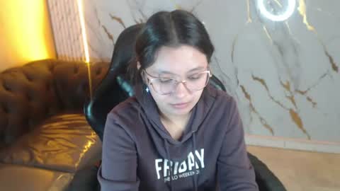 Snapshot of honeydoll_tf chatting on 06/19/26, 03:11 honeydoll_tf online show from 06/19/26, 03:11