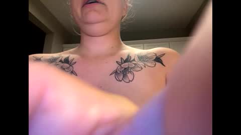 honeygirlox online show from 10/31/25, 11:44