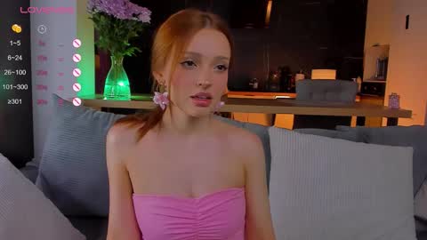 Snapshot of honeymoon1100 chatting on 09/10/25, 03:01 Lily and Michael online show from 09/10/25, 03:01