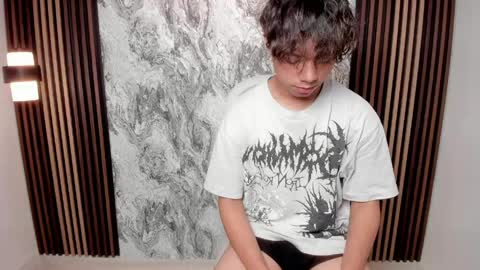 honeymoon_sariel online show from 04/24/26, 01:24