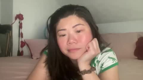 Snapshot of honeysunshineneko chatting on 02/16/26, 01:18 HoneySunshineNeko online show from 02/16/26, 01:18