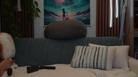 Noelle online show from 10/14/25, 03:18