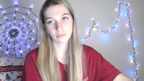 honeyveil online show from 11/28/25, 09:06