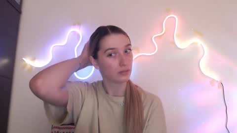 honeyveil online show from 03/23/26, 02:10