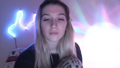 honeyveil online show from 04/07/26, 03:01