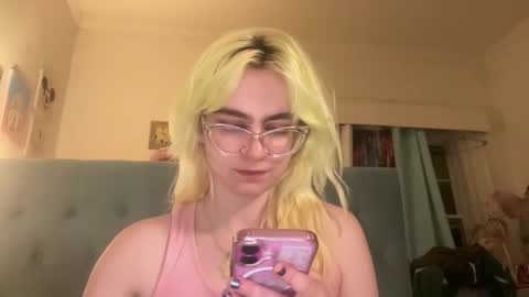 Emi Rose online show from 02/26/26, 05:50