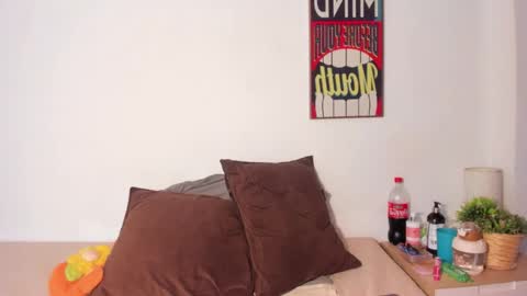 HoneyBrown online show from 10/10/25, 07:57