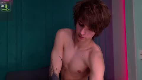 Snapshot of hoogwilder chatting on 02/10/26, 08:35 HOOG online show from 02/10/26, 08:35