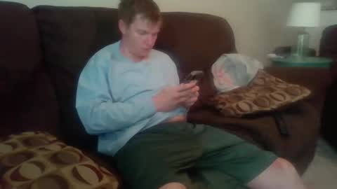 hookedonphonics105 online show from 10/25/25, 03:29