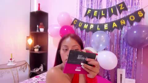 holly online show from 10/31/25, 05:36