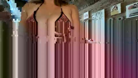 Lady online show from 09/15/25, 05:24