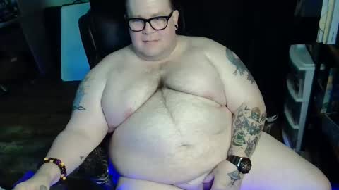 Snapshot of hoosierdaddyxl chatting on 05/28/26, 03:09 Sir online show from 05/28/26, 03:09