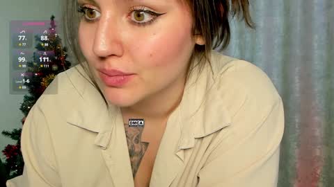 Snapshot of hoot_owl_cb chatting on 01/03/25, 04:11 Karina online show from 01/03/25, 04:11