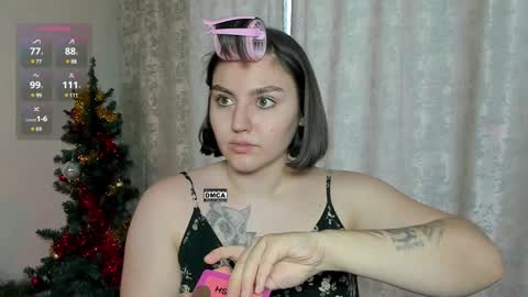 Snapshot of hoot_owl_cb chatting on 01/21/25, 03:15 Karina online show from 01/21/25, 03:15