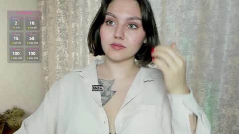 Snapshot of hoot_owl_cb chatting on 01/30/25, 12:07 Karina online show from 01/30/25, 12:07