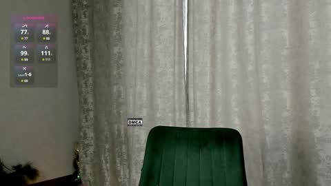 Snapshot of hoot_owl_cb chatting on 02/04/25, 04:15 Karina online show from 02/04/25, 04:15