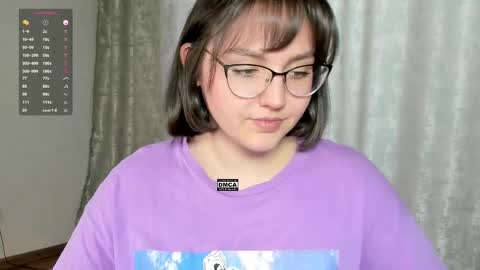 Snapshot of hoot_owl_cb chatting on 02/21/25, 04:18 Karina online show from 02/21/25, 04:18