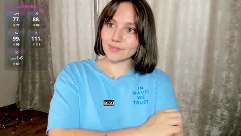 Snapshot of hoot_owl_cb chatting on 03/05/25, 01:42 Karina online show from 03/05/25, 01:42
