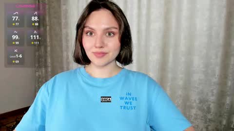 Snapshot of hoot_owl_cb chatting on 03/11/25, 01:37 Karina online show from 03/11/25, 01:37