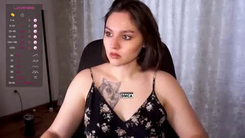 Snapshot of hoot_owl_cb chatting on 10/07/25, 02:31 Karina online show from 10/07/25, 02:31