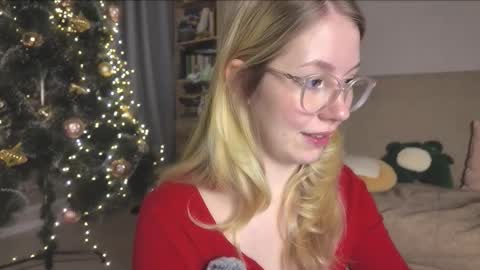 Audrey online show from 12/22/25, 01:46