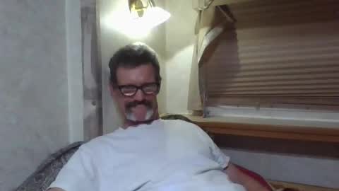 Snapshot of horneyjoe48 chatting on 05/03/26, 10:54 joey online show from 05/03/26, 10:54