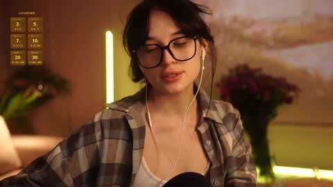 Horney Jozy online show from 04/08/26, 06:19