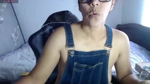 Snapshot of horny_and_daring chatting on 06/22/26, 12:24 horny and daring online show from 06/22/26, 12:24