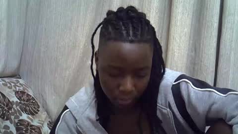 Snapshot of horny_baddie18 chatting on 02/14/26, 07:21 Leila online show from 02/14/26, 07:21