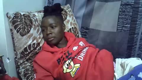 Leila online show from 04/06/26, 06:42