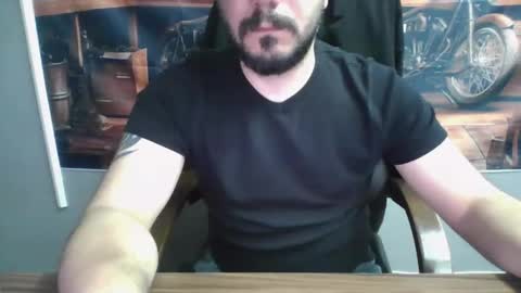 Snapshot of horny_cock31 chatting on 04/14/26, 09:32 pussy slapper online show from 04/14/26, 09:32