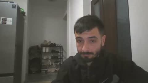 horny_couple9600 online show from 10/28/25, 10:45