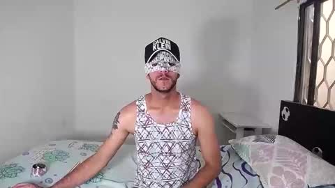 BoyHornyDirty online show from 11/27/25, 10:01