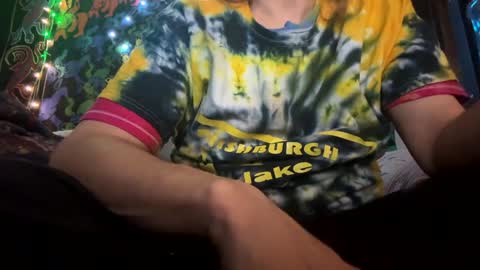 Snapshot of horny_hippie420 chatting on 12/01/24, 10:53 Horny Rockstar420 online show from 12/01/24, 10:53