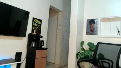 horny_princcess online show from 02/01/25, 02:56