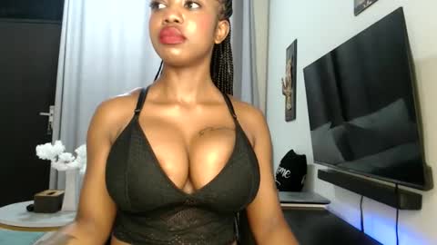 Snapshot of horny_princcess chatting on 05/18/26, 04:40 horny_princcess online show from 05/18/26, 04:40