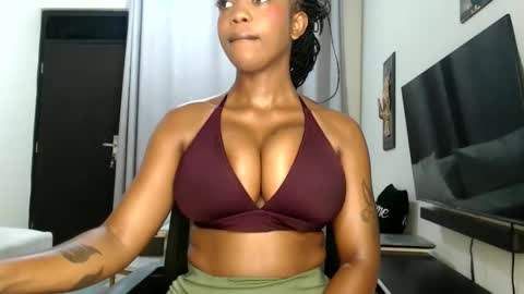 Snapshot of horny_princcess chatting on 05/19/26, 03:02 horny_princcess online show from 05/19/26, 03:02