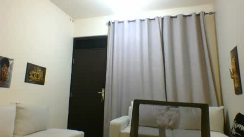 Snapshot of horny_princcess chatting on 06/14/26, 05:26 horny_princcess online show from 06/14/26, 05:26