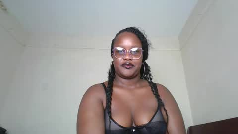 Snapshot of horny_sexxy_babe chatting on 02/27/26, 11:54 Lucy online show from 02/27/26, 11:54