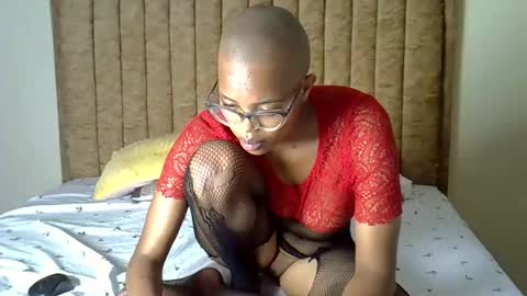 horny_sexy_baby online show from 11/30/25, 06:01