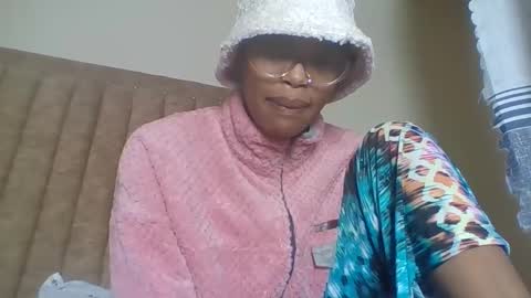 horny_sexy_baby online show from 12/22/25, 06:21